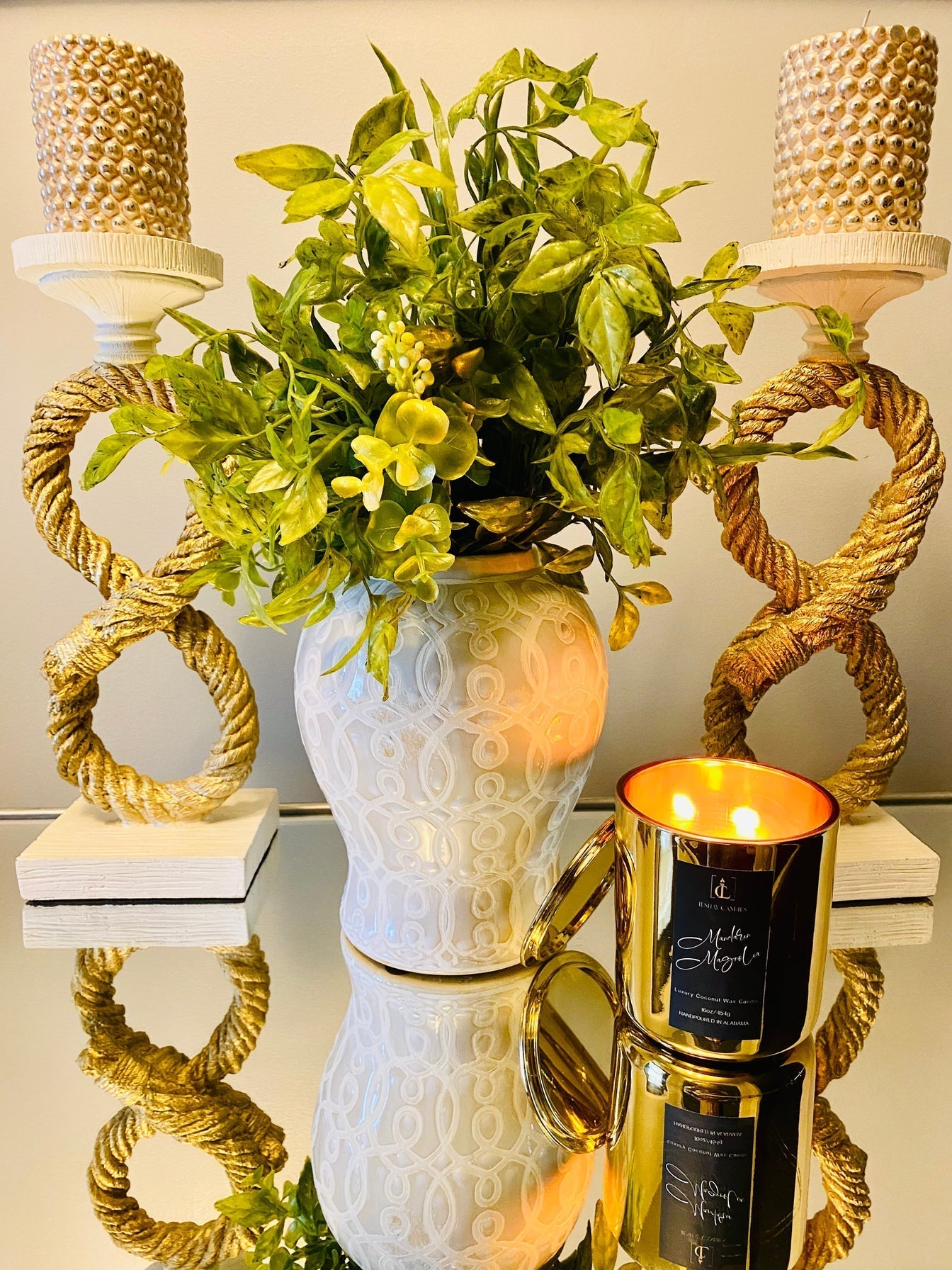 “MANDARIN MAGNOLIA” LUXE VOGUE JAR CANDLE